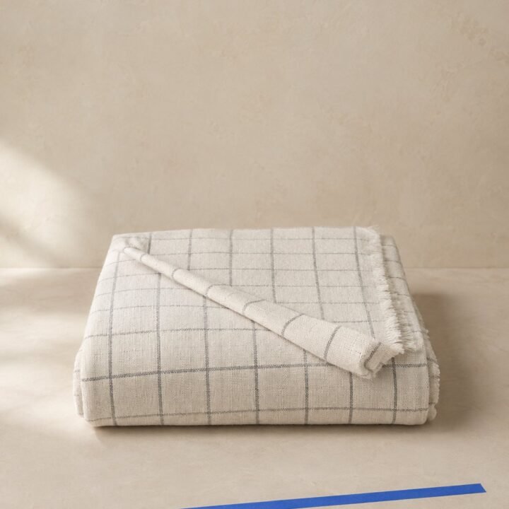 Grid Line Cotton-Blend Blanket